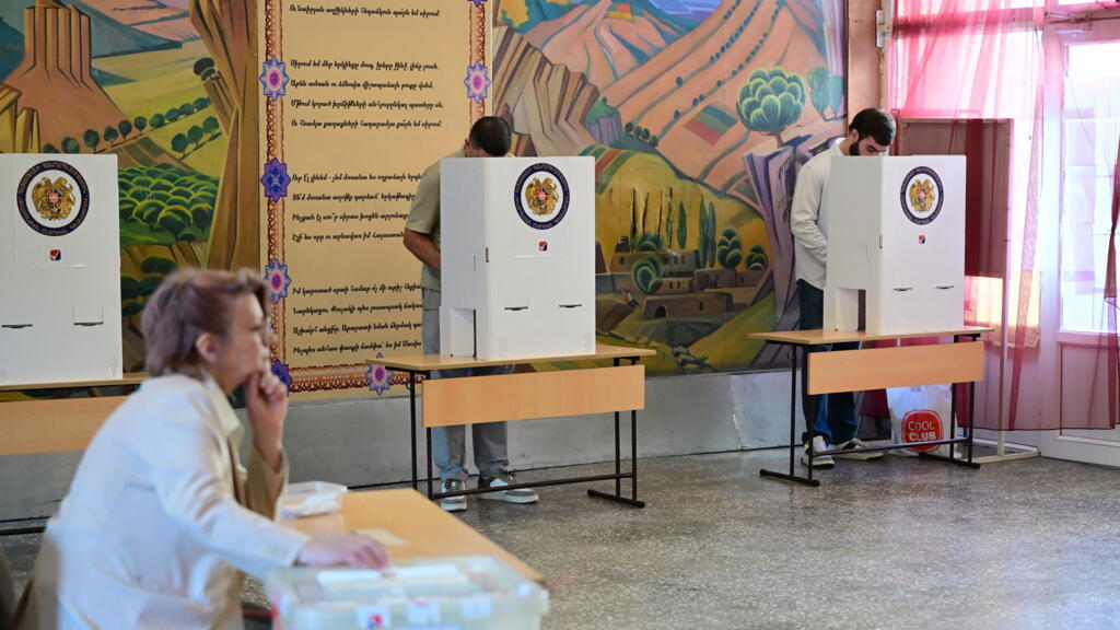 Ermənistanda səsvermə başa çatdı