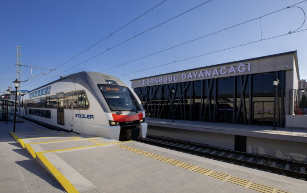Bölgələrə gedən qatarlar bu dayanacaqdan da keçəcək