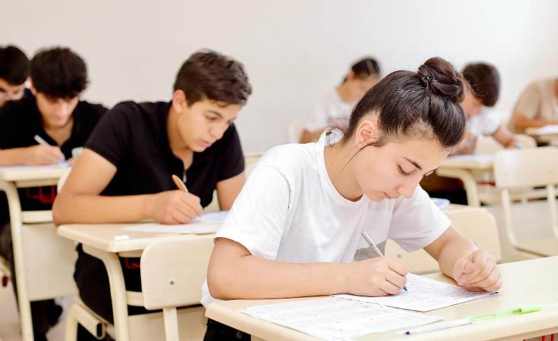 Abituriyentlərin nəzərinə: gələcəyin ən perspektivli ixtisasları açıqlandı