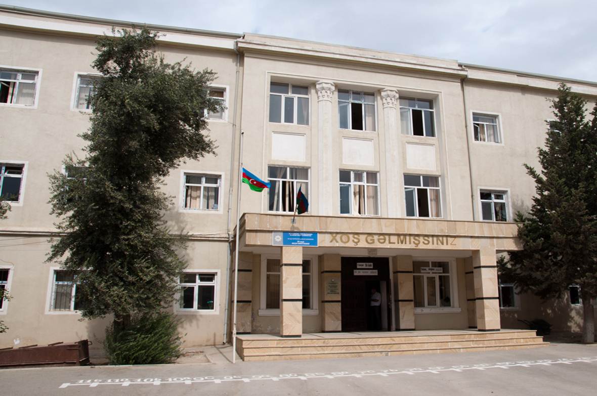 Azərbaycanda məktəblərin sayı açıqlandı
