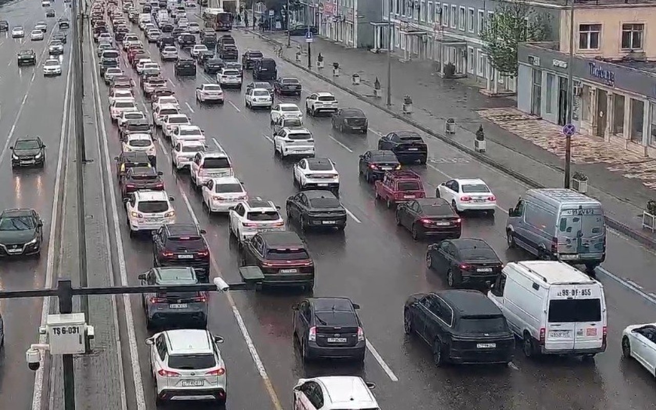 Bu yollara girməyin: sıxlıq var - SİYAHI