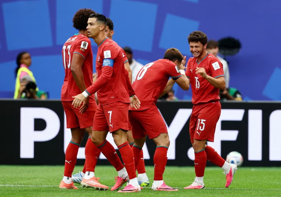 Portuqaliya dünya çempionatına heç-heçə ilə başladı