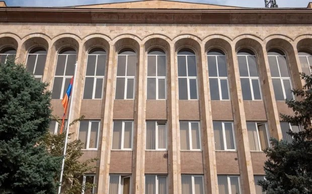 Ermənistanın Konstitusiya Məhkəməsi seçki qərarı verəcək