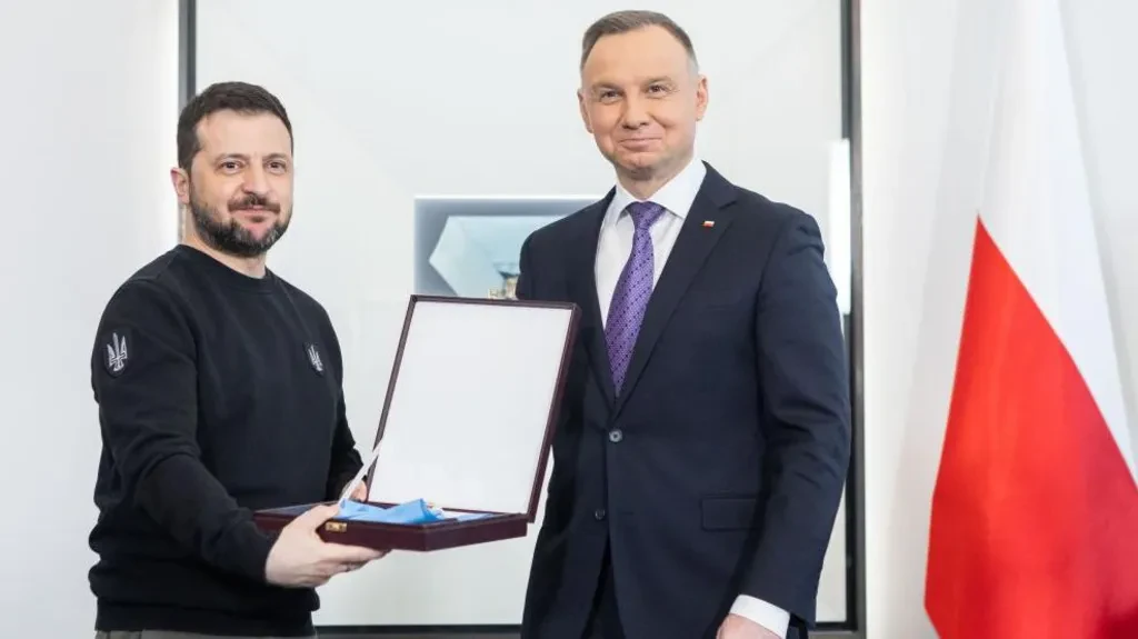 Polşa Zelenskiyə verdiyi ali mükafatı GERİ ALDI