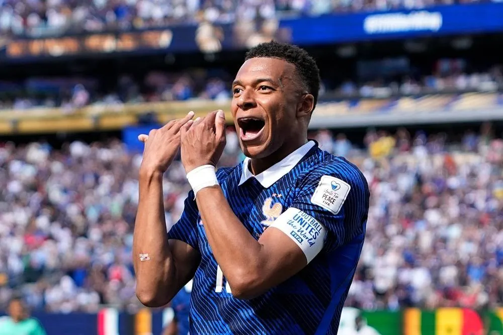 Mbappe&nbsp;matçın ən yaxşı oyunçusu olub