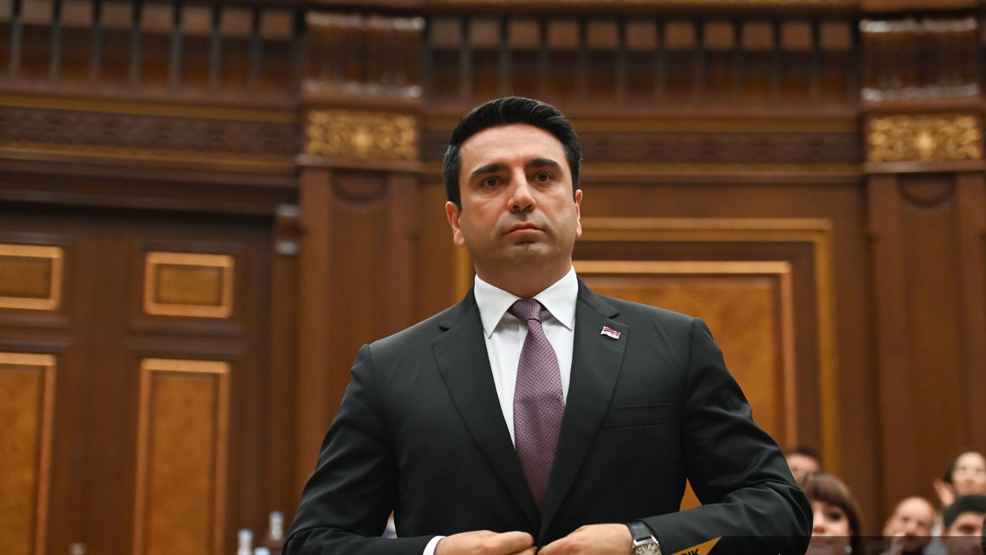Simonyan prezident olmaq istəyir