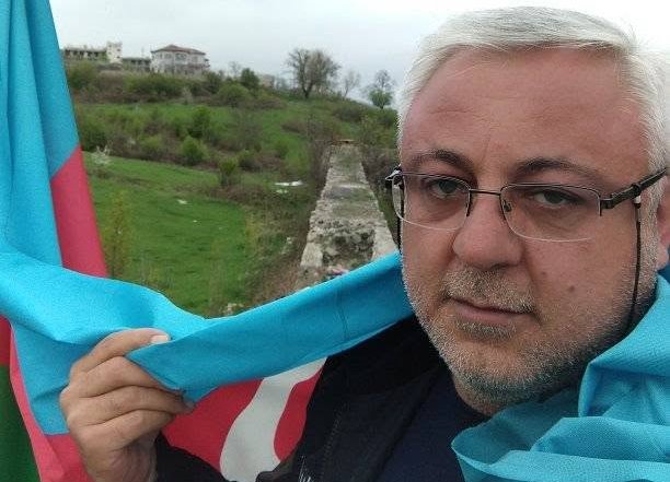 Jurnalistə ağır itki üz verib
