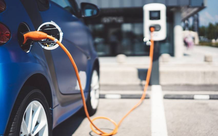 Hibrid və elektrik avtomobillərinin idxalında GÜZƏŞT OLACAQ?