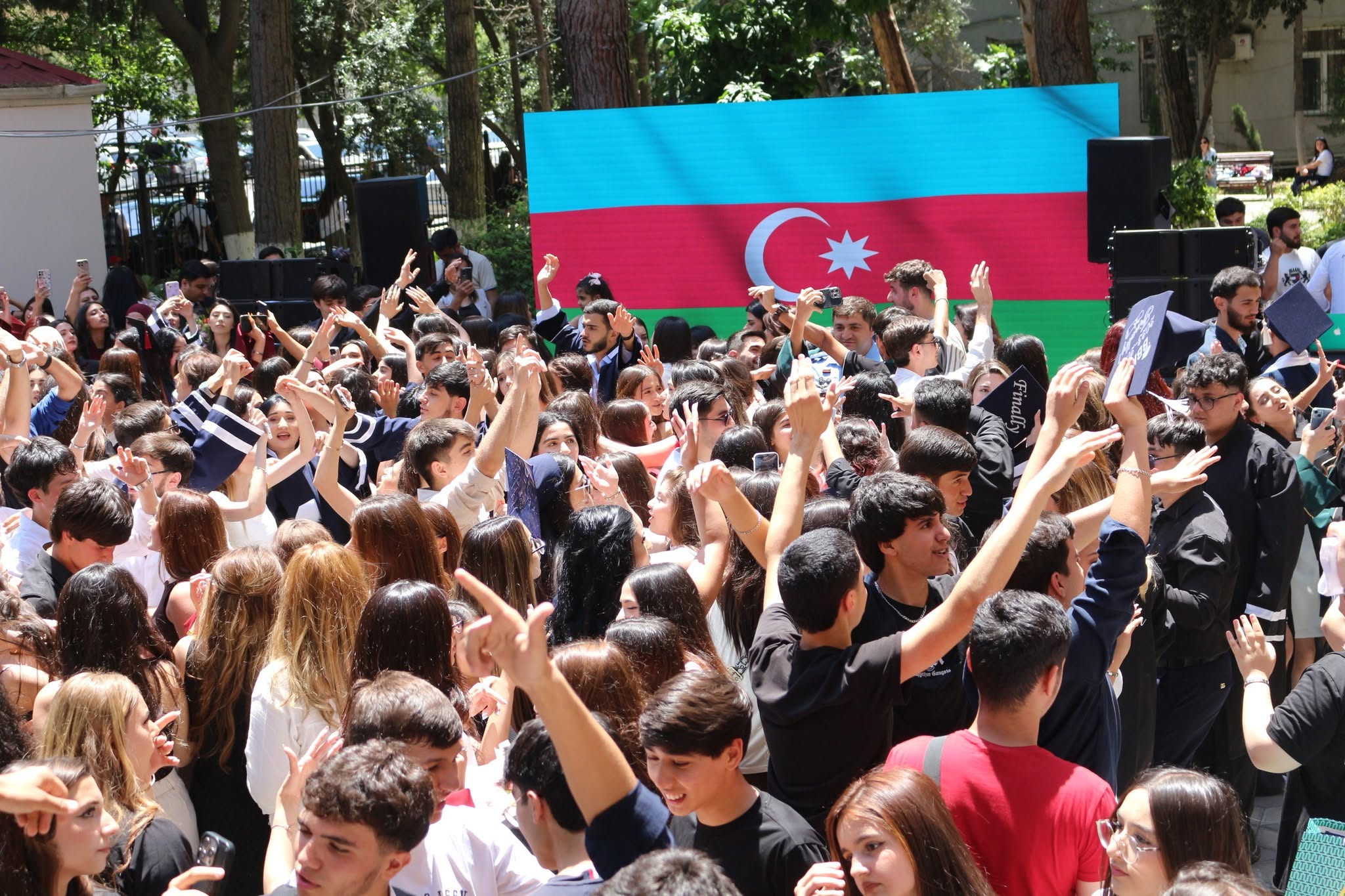 Kooperasiya Kollecində "Məzun günü"ndə fərqlənənlər təltif olundu - FOTO
