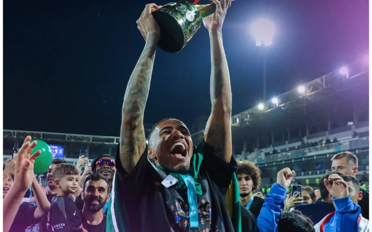 "Sabah" daha bir futbolçu ilə&nbsp;yollarını ayırdı