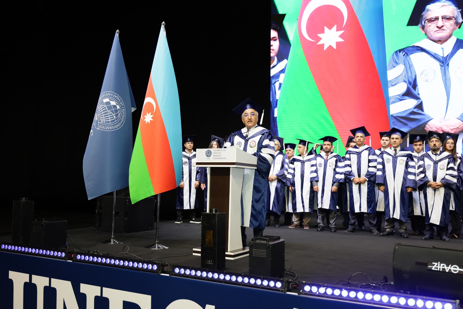 UNEC-dən 6091 tələbə məzun oldu