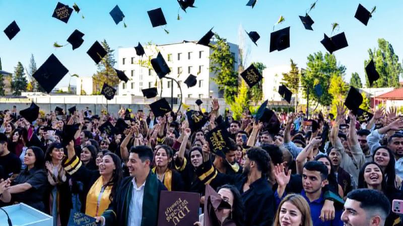 Universitetdən 1377 nəfər məzun oldu