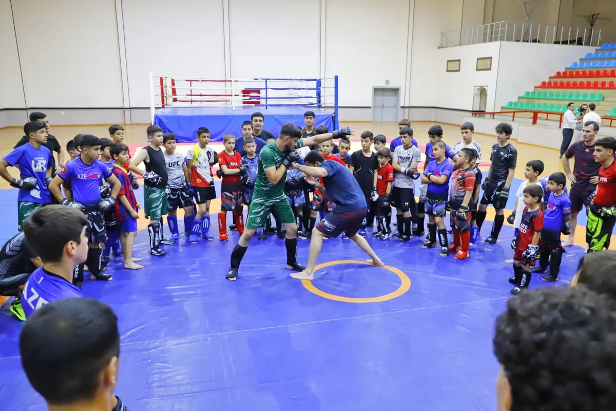 UFC döyüşçüsü Fərman Həsənovdan&nbsp;ustad dərsi