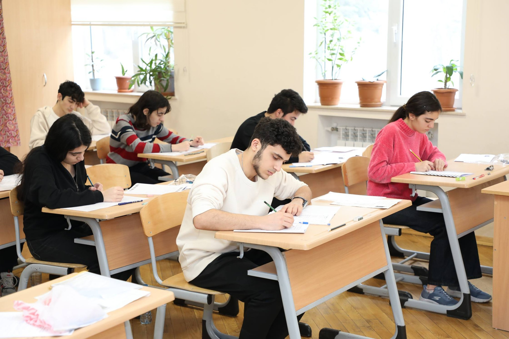 Bu gün II və III ixtisas qrupları&nbsp;imtahan&nbsp;verir