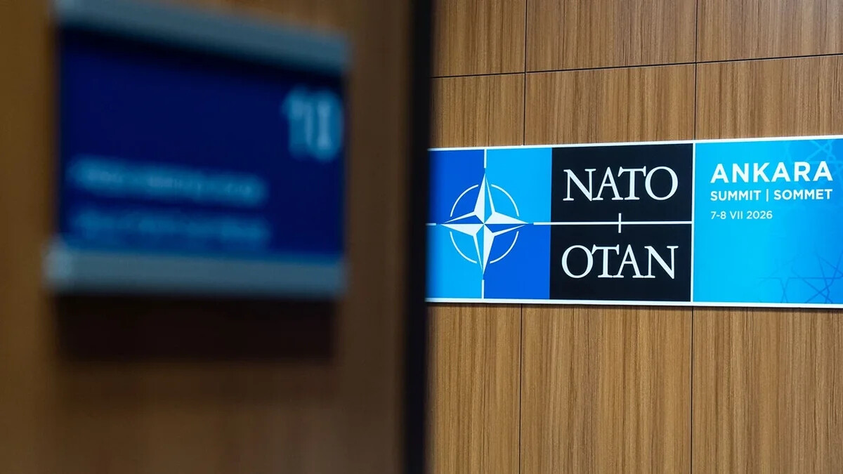 NATO sammitində 50 milyard dollarlıq silah sazişləri imzalandı