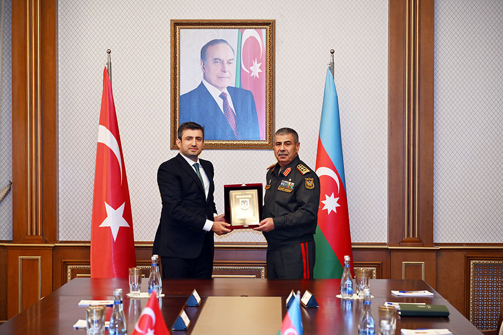Zakir Həsənov&nbsp;Selçuk Bayraktarla görüşdü