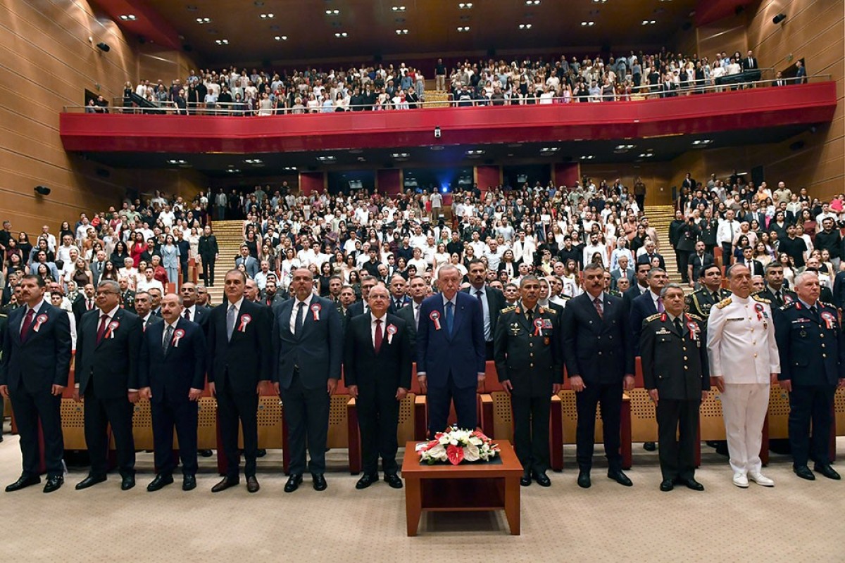 Zakir Həsənov Ərdoğanla birlikdə kursantların buraxılış mərasimində