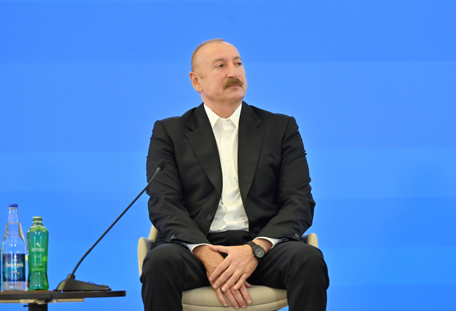 İlham Əliyev: Təəssüf ki, bu gün böyük İslam həmrəyliyi görmürük