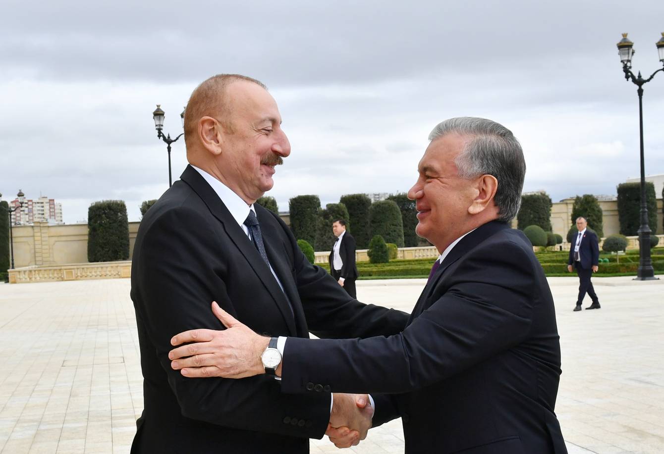 Qarabağın bərpasında ilk yardım Özbəkistandan gəldi - Prezident