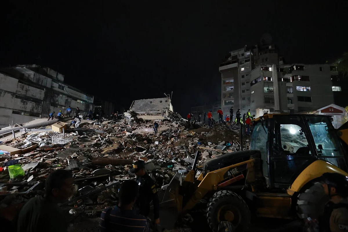 Zəlzələlərdə ölənlərin sayı 4500 nəfəri keçib