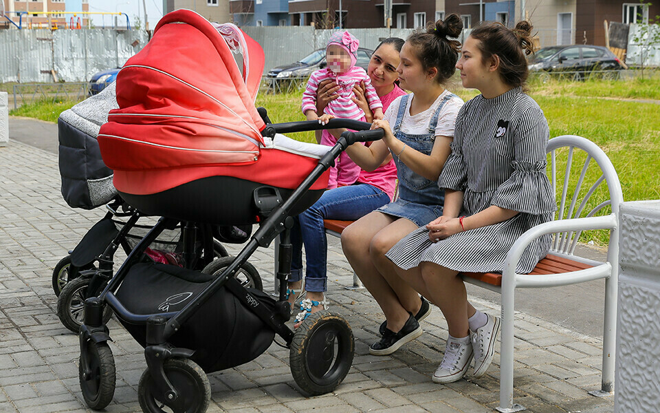 Əhalisi 4 milyon azalıb
