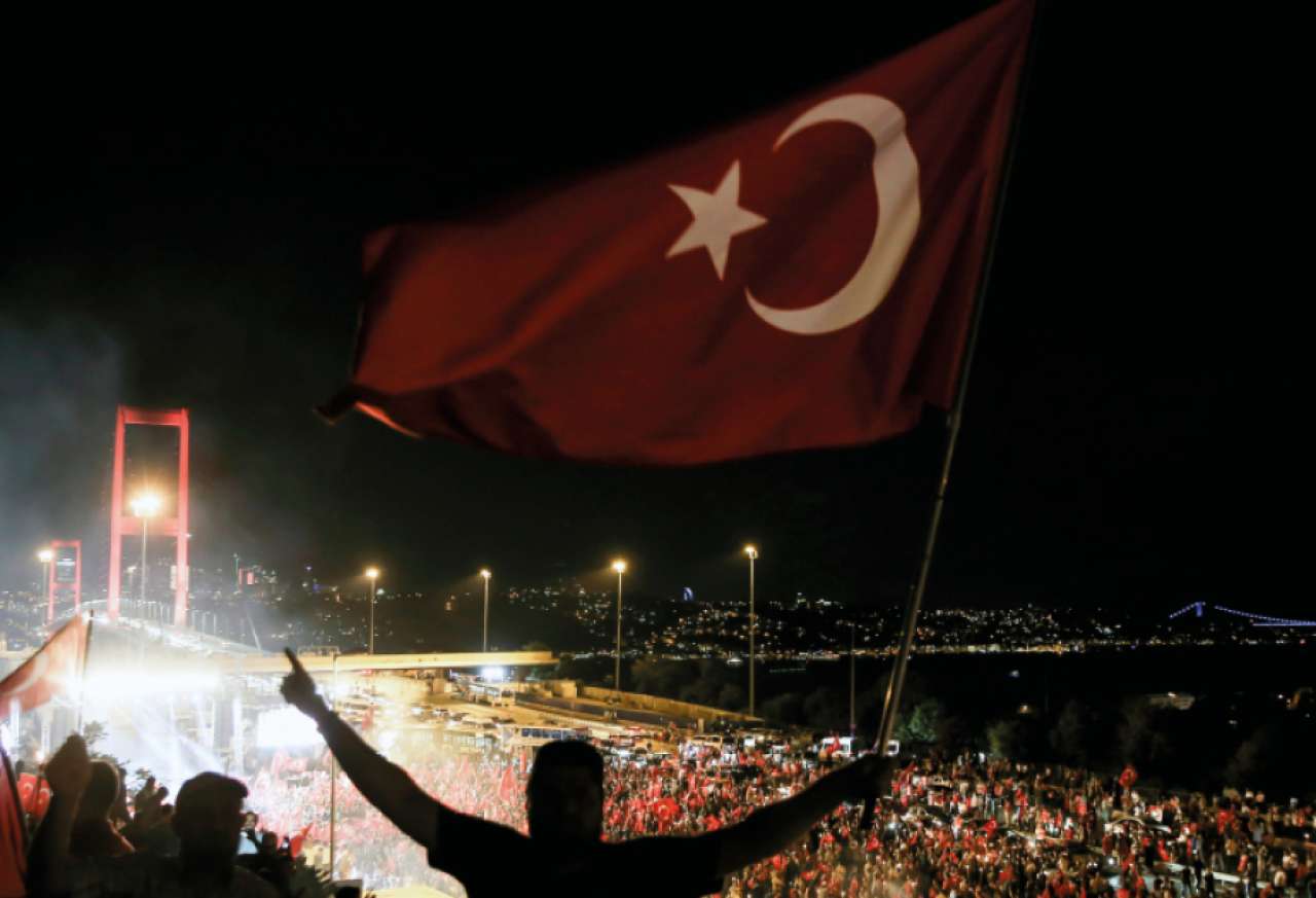 Ərdoğan cəsarəti olmasaydı, çevriliş planı fərqli nəticə verərdi