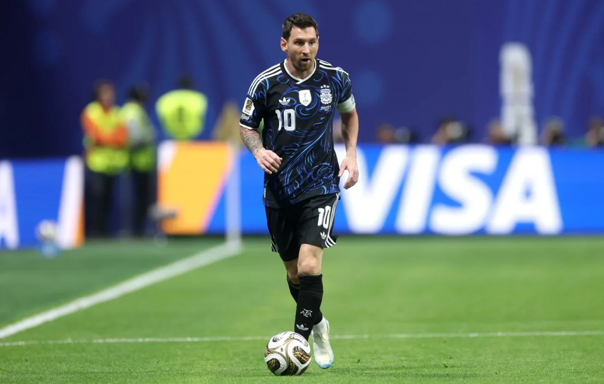 Messi&nbsp;ən yaşlı oyunçu&nbsp;oldu