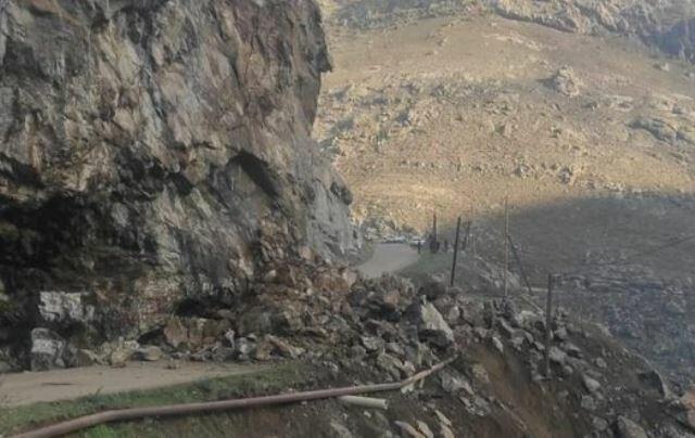 Hindistanda qaya uçqunu: 13 nəfər həlak oldu