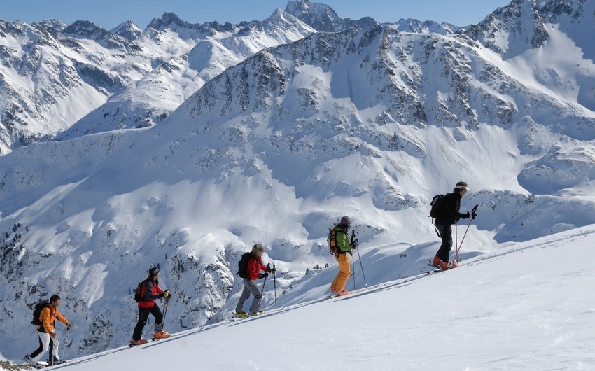 Elbrus dağında beş alpinist öldü
