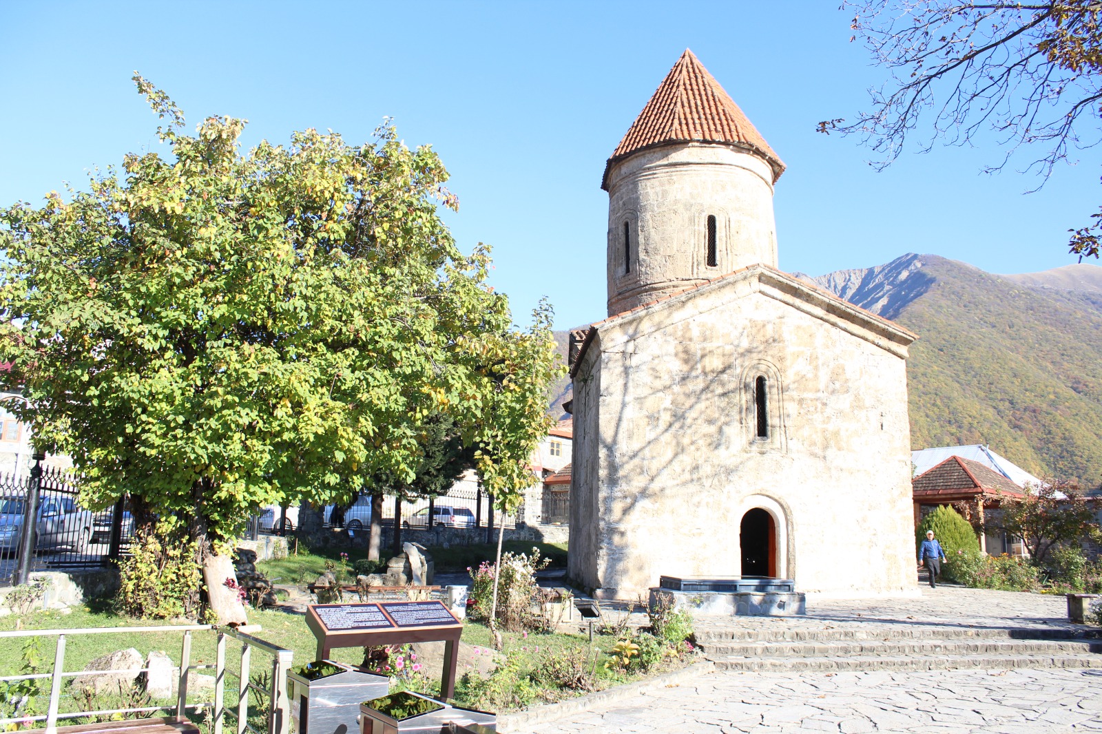 Şəkinin bu tarixi qoruğu YENİLƏNİR