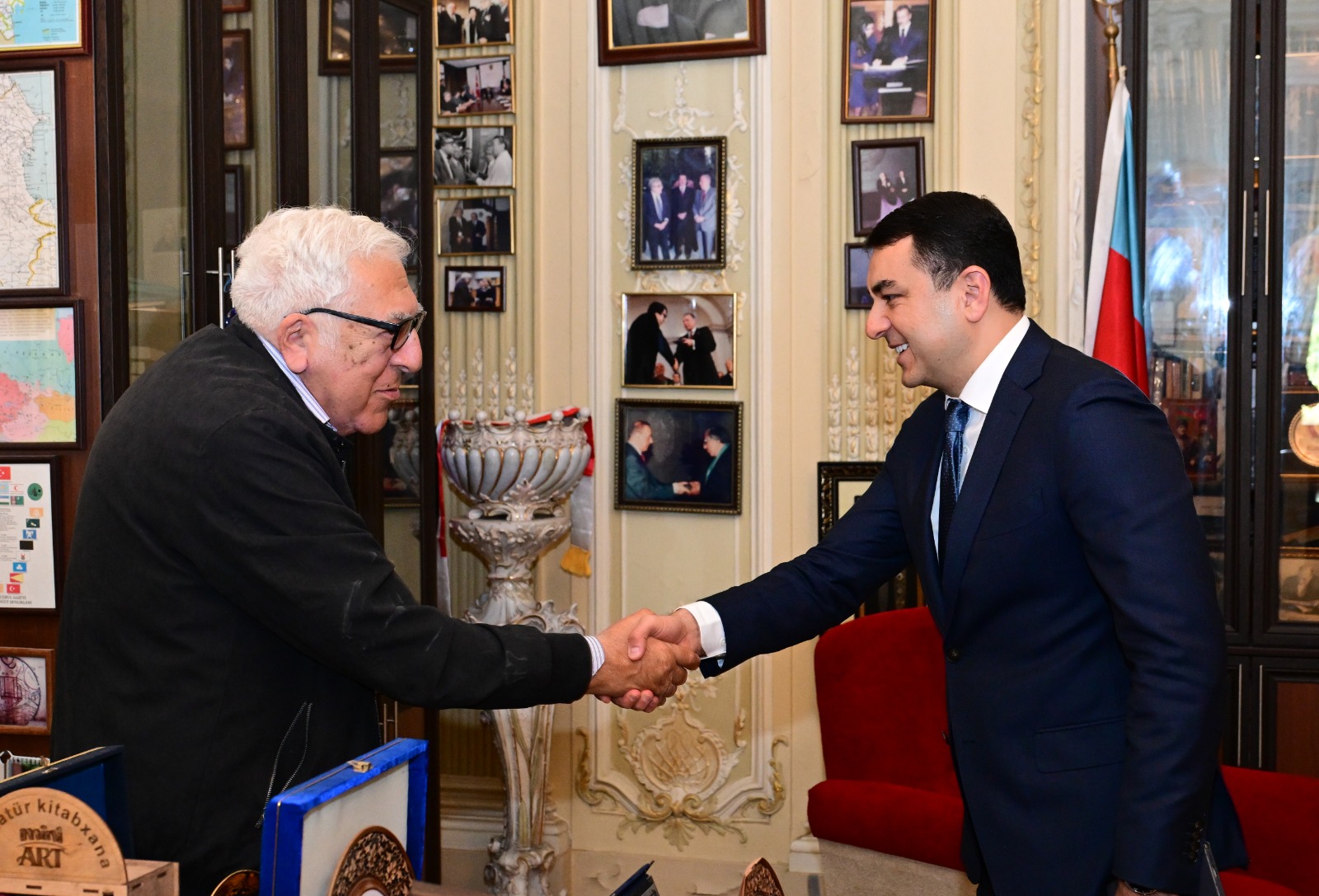 Adil Kərimli Azərbaycan Yazıçılar Birliyinin sədri Anarla görüşüb