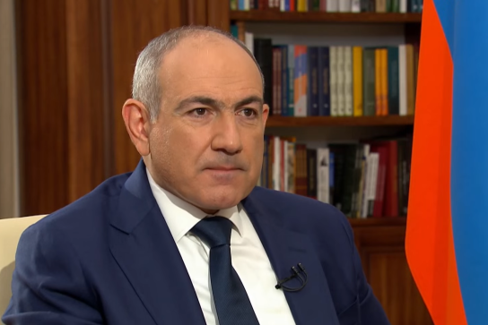 Paşinyan: Ermənistan hökuməti bazar günü istefa verəcək