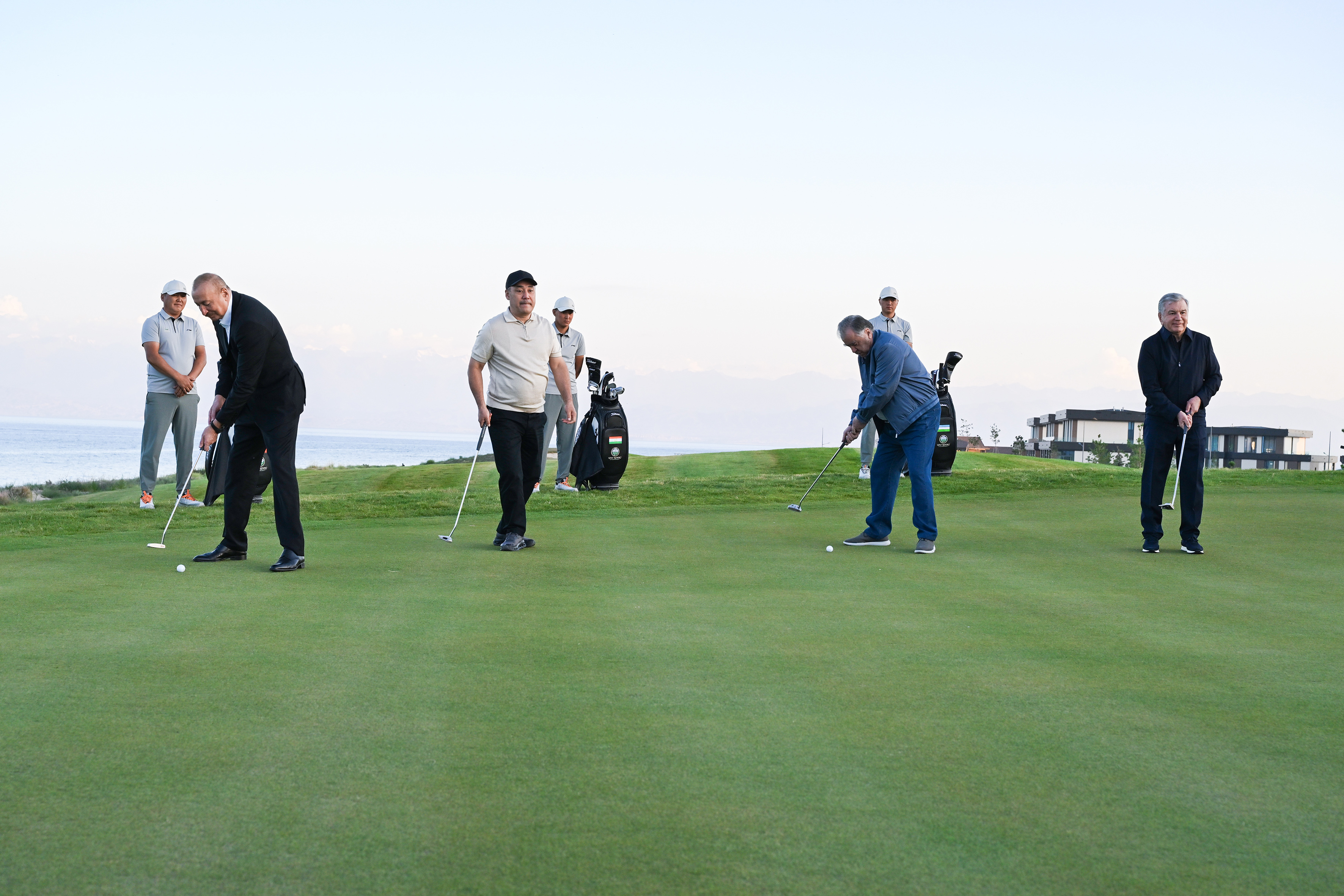 Cumhurbaşkanı golf oynadı - FOTO