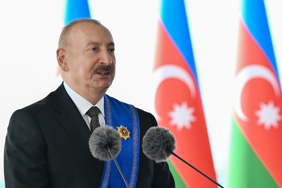 Prezidentlər məbuata bəyanatlarla çıxış ediblər - FOTO