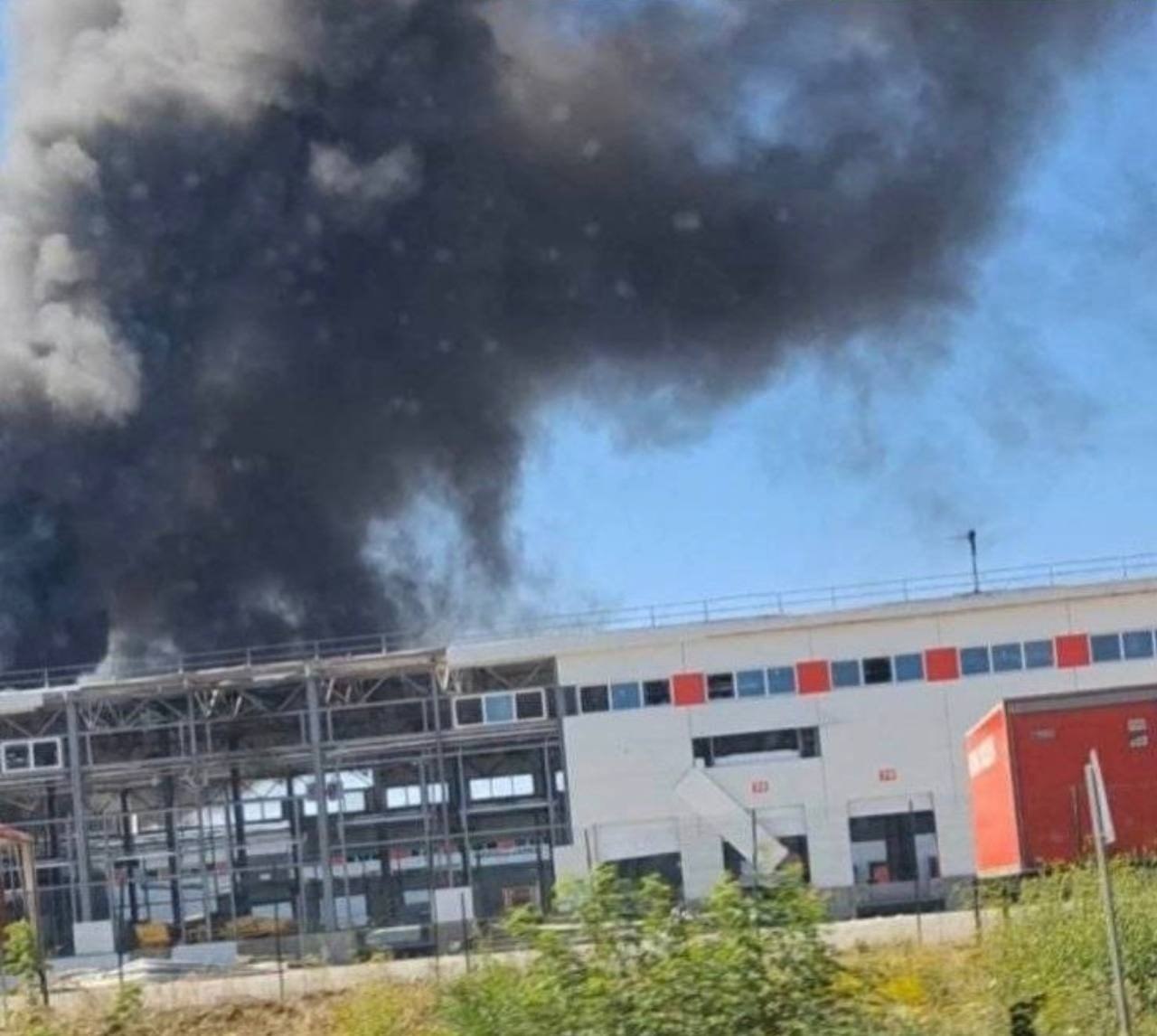 Rusiya Xarkovda poçt terminalını vurdu