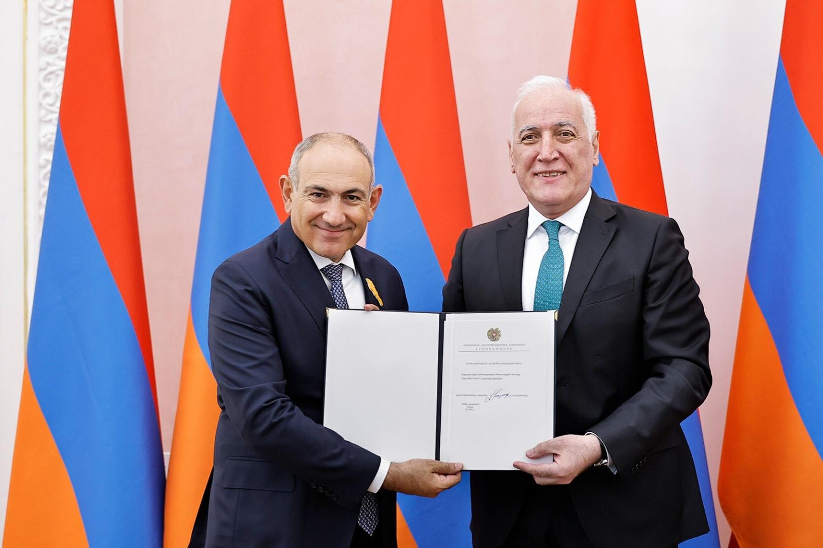 Ermənistan hökumətində yeni təyinatlar: iki baş nazir müavini, nazirlər...&nbsp;