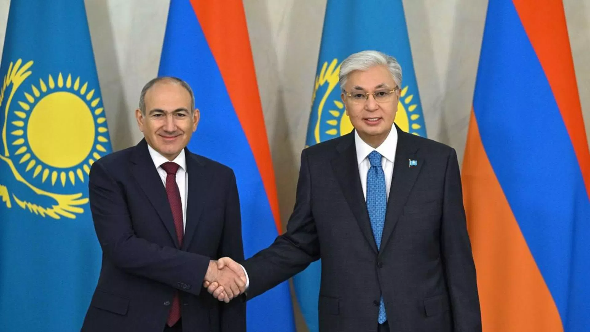 Tokayev Paşinyanı təbrik etdi: Ermənistanla bağlı mesaj verdi