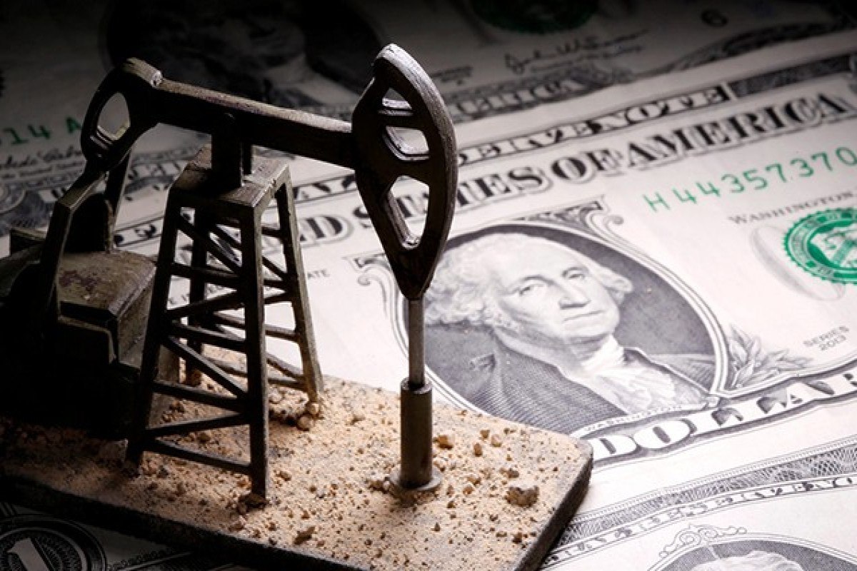 Brent neftinin qiyməti 80 dollardan aşağı düşdü