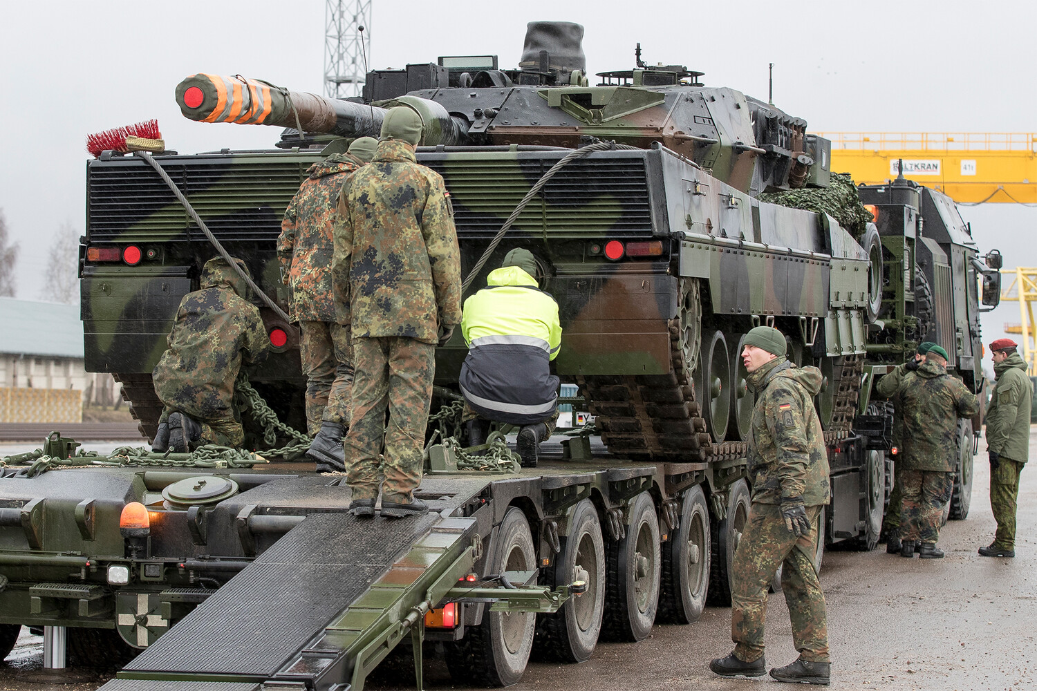 Countries that sent the most weapons to Ukraine - LIST