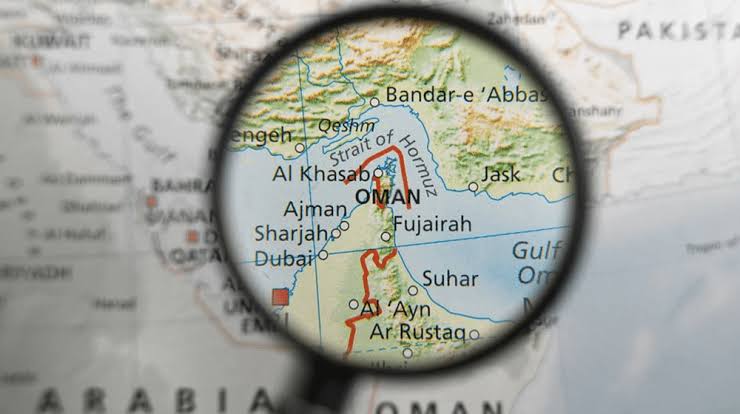 İran və Oman Hörmüz boğazı ilə bağlı razılığa gəldi