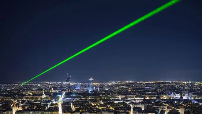 ABŞ dronlara qarşı 400 milyonluq lazer sistemləri alır