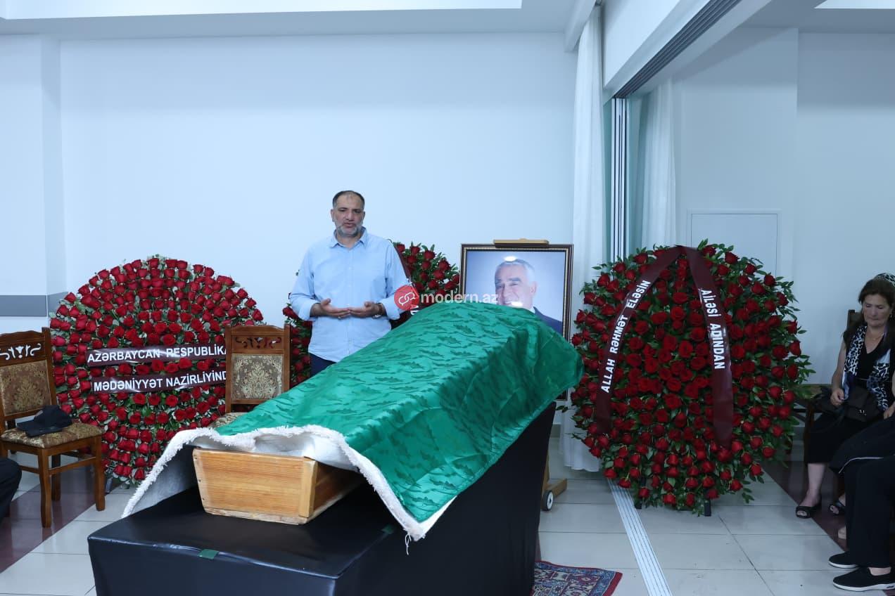 Şair Çingiz Əlioğlu ilə vida mərasimi keçirilib