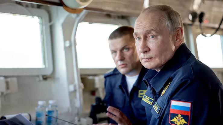 Putinin İturup səfəri ilə bağlı ŞOK İDDİA: Kremldə düşünülmüş layihədir