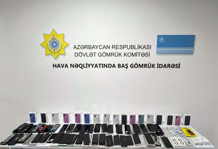 17 "İPhone"ni ölkəyə keçirmək istədilər
