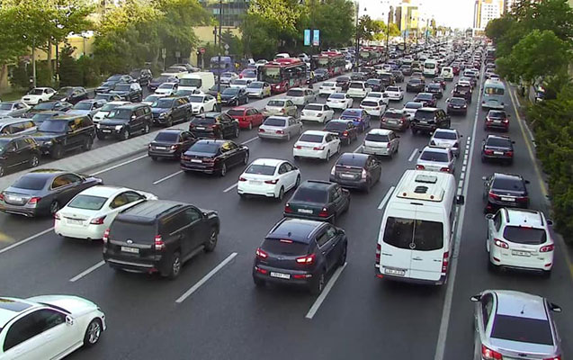 Bakıda sıxlıq olan yollar açıqlandı&nbsp;