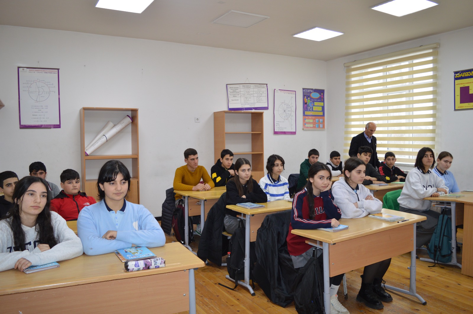 Bu ölkədə hər 15 nəfərdən biri&nbsp;Azərbaycan dilində danışır