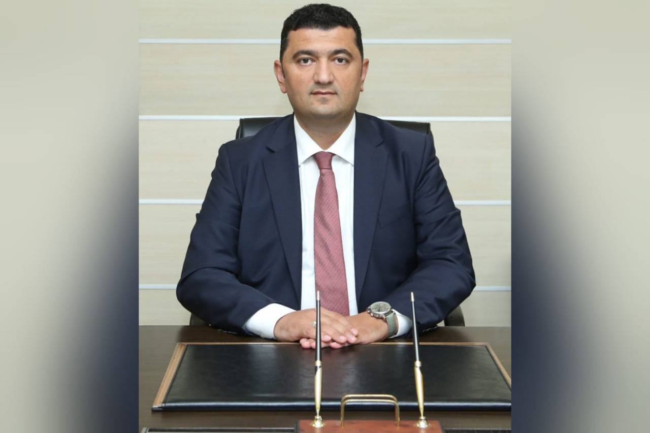 Yeni Klinikanın direktor müavini ABŞ-yə&nbsp;köçür - &ldquo;Green Card&rdquo; udubmuş
