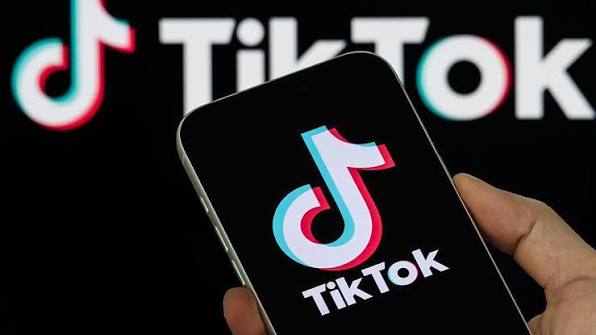 &ldquo;TikTok&rdquo;da video çəkmək istədi - &ldquo;Tok&rdquo; vurdu