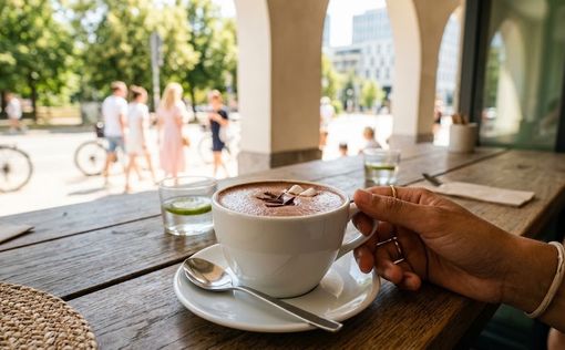 تأثیر شکلات داغ بر بدن - فواید و مضرات آن