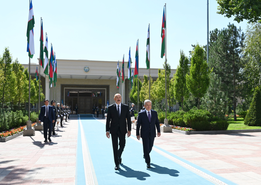 Ilham Aliyev was welcomed in Tashkent - VIDEO